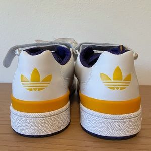 Adidas low-rise NBA Lakers Originals